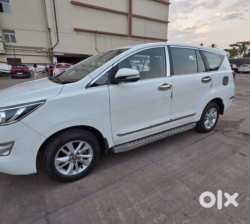 Toyota Innova Crysta G 8 Str, 2017, Diesel