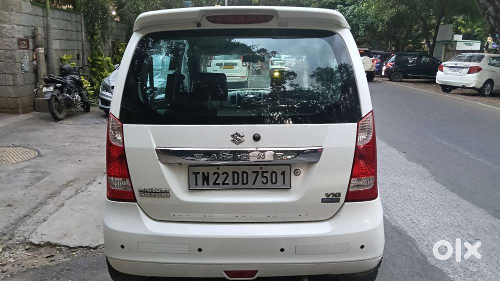 Maruti Suzuki Wagon R Vxi Amt1.2, 2016, Petrol
