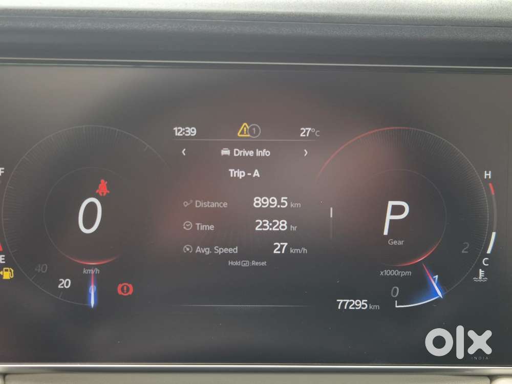 Mahindra Xuv700 2.2 Ax 5 Diesel At Str, 2022, Diesel