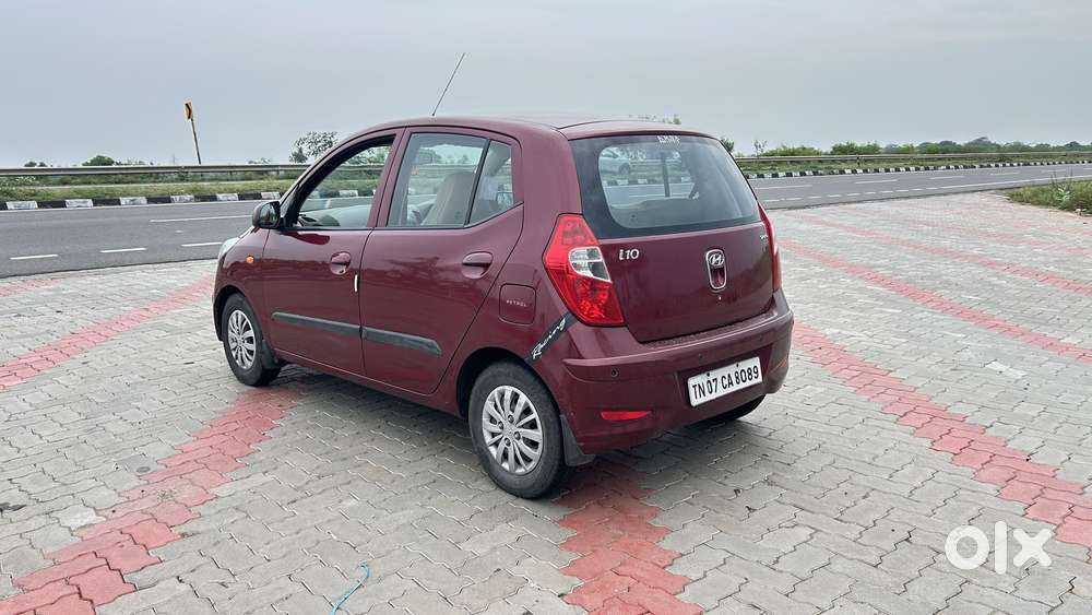 Hyundai I10 Sportz, 2015, Petrol