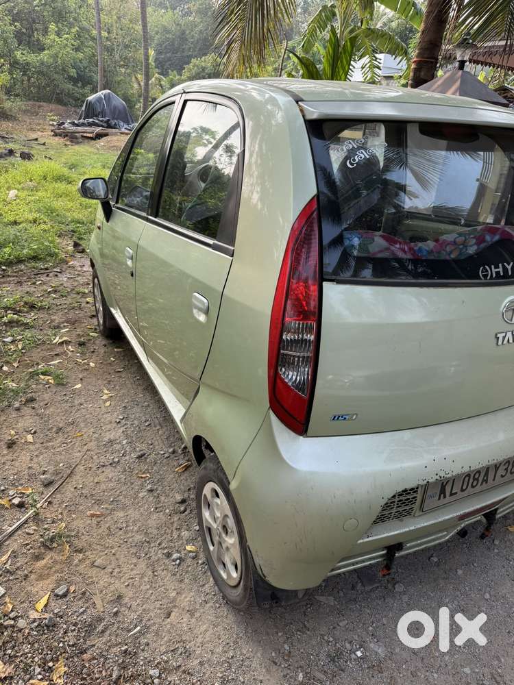 Tata Nano Xe, 2012, Petrol