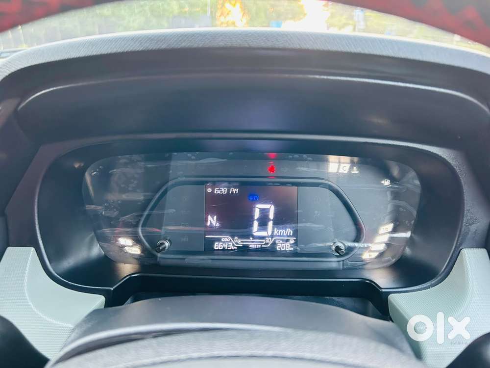 Tata Punch 1.2 Revotron Adventure Camo Rhythm Amt, 2025, Petrol