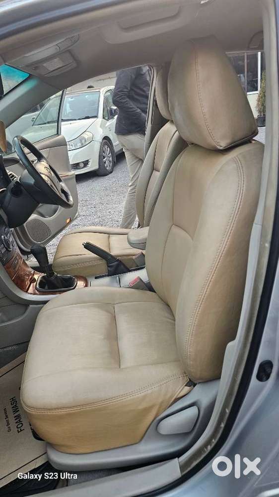 Toyota Corolla Altis 2010-2013 1.8 Js, 2010, Petrol