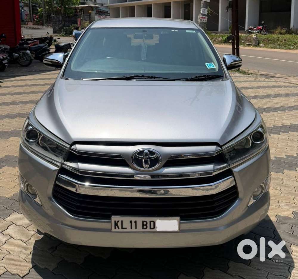 Toyota Innova Crysta 2.8z Automatic, 2016, Diesel