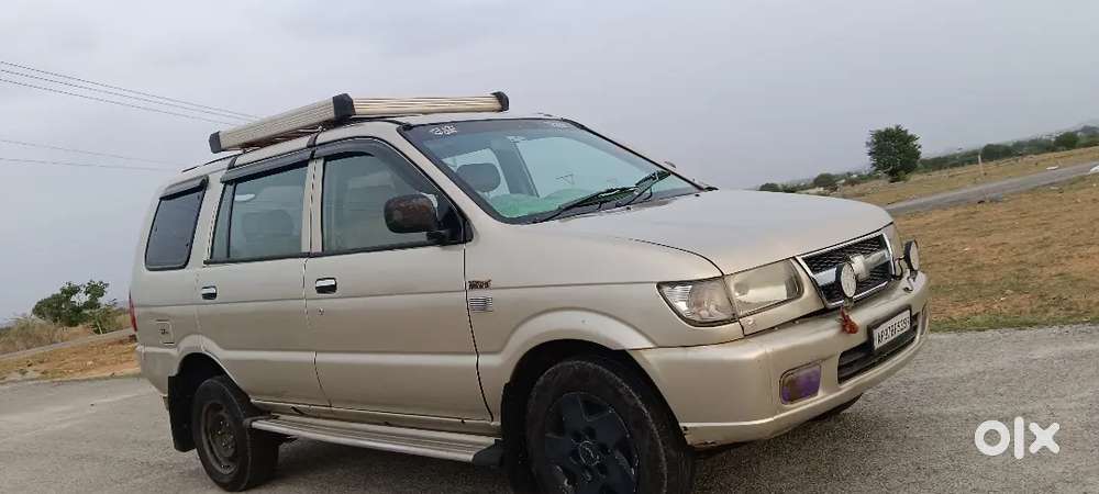 Chevrolet Tavera 2011 Diesel 180000 Km Driven