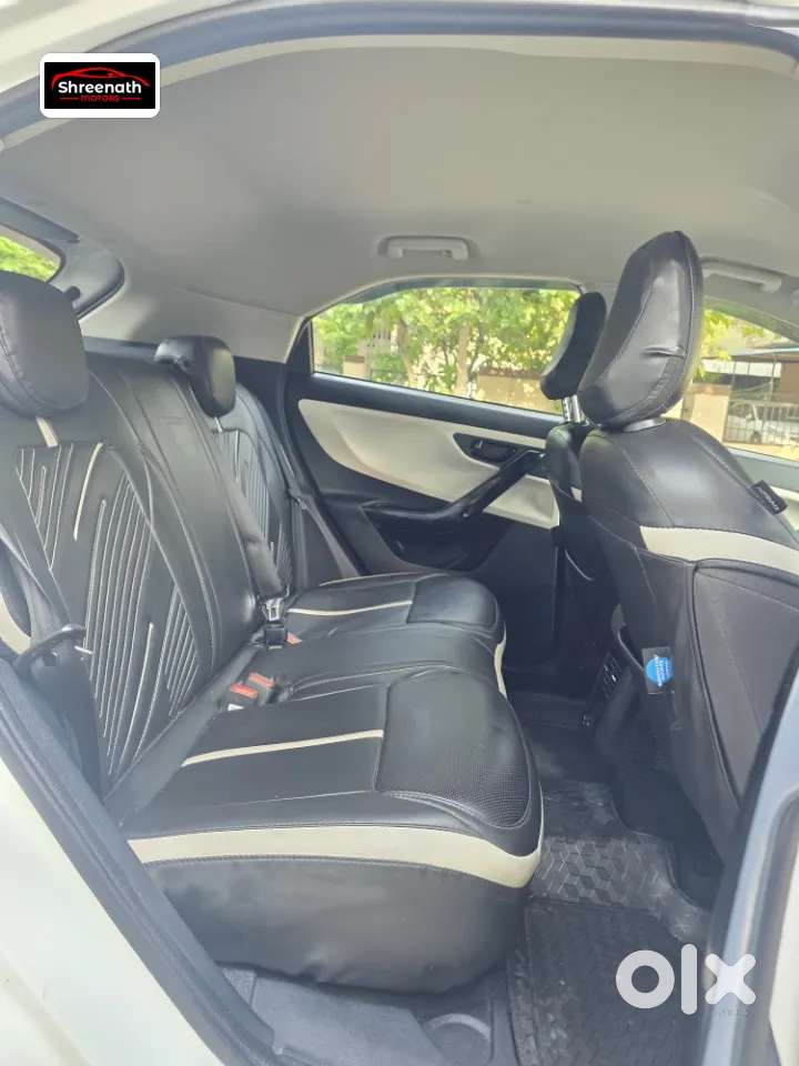 Tata Nexon Smart Plus1.2 Revotron Petrol 5 Mt, 2025, Diesel