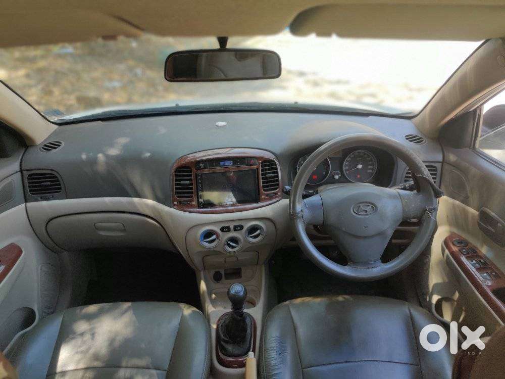 Hyundai Verna Vtvt 1.4 E, 2010, Petrol