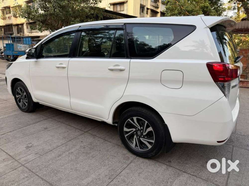 Toyota Innova Crysta [2020-ongoing] 2.4 Gx 7 Str, 2021, Diesel