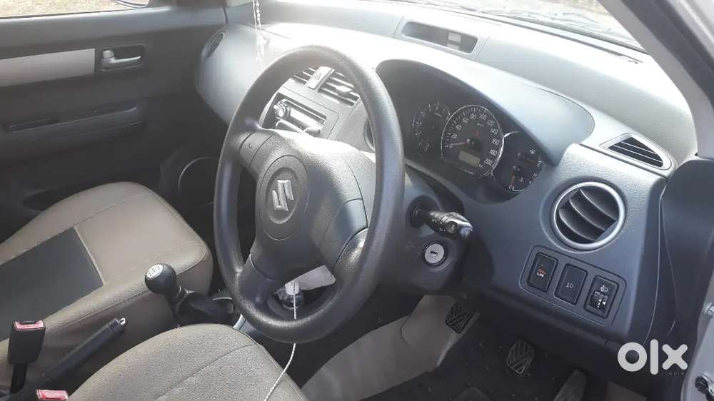 Maruti Suzuki Swift 2009 Petrol 40000 Km Driven