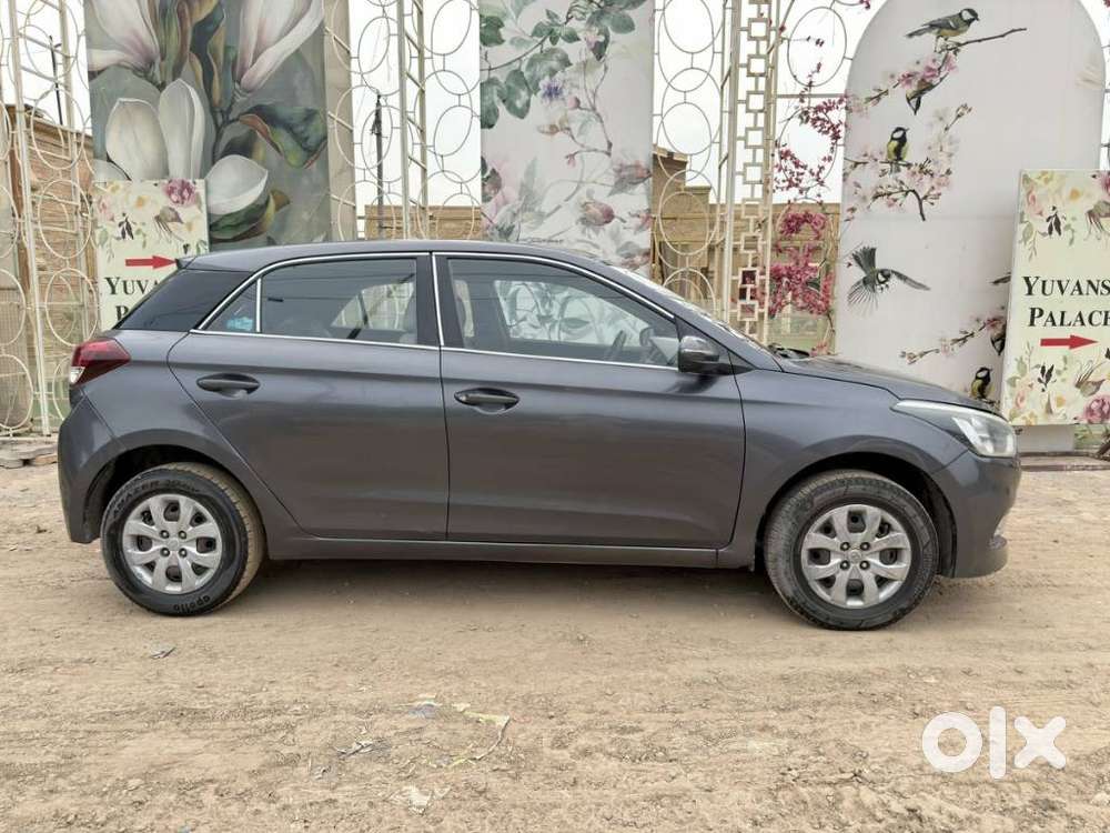 Hyundai I20 Sportz 1.2 Bs-iv, 2017, Petrol