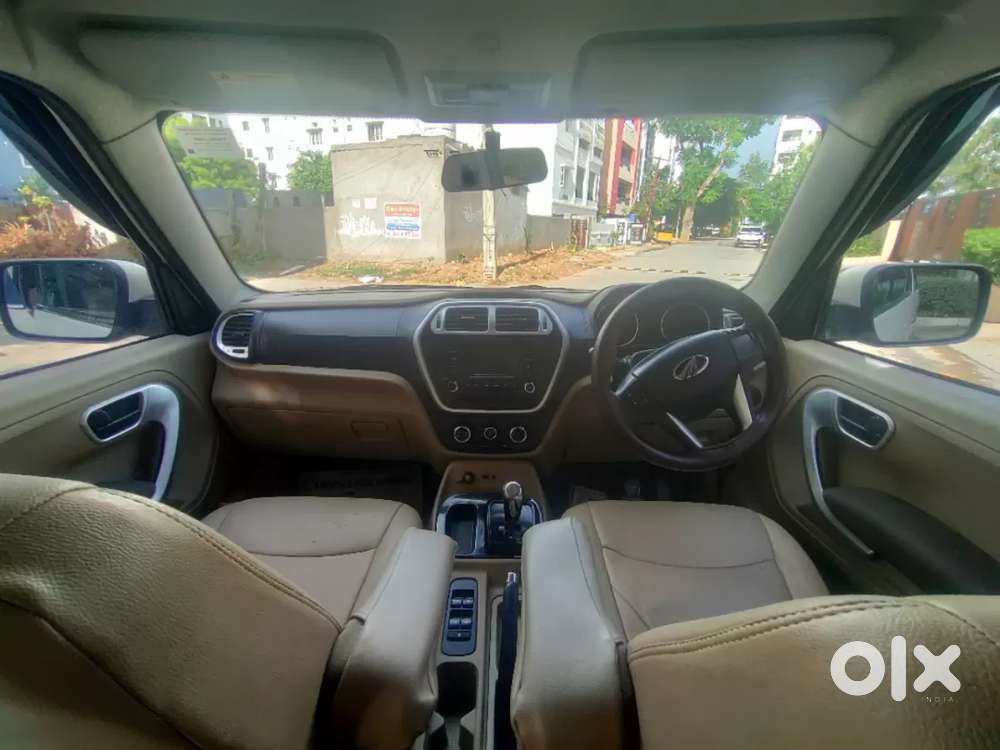 Mahindra Tuv 300 T8 Amt, 2015, Diesel