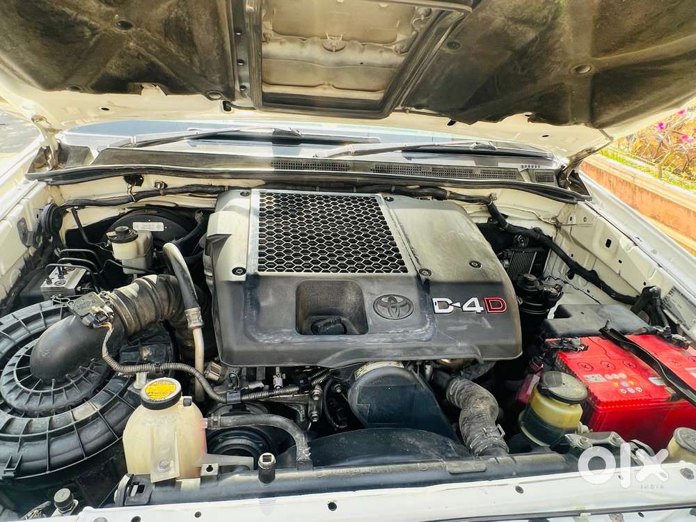 Toyota Fortuner 3.0 4x4 Manual, 2010, Diesel