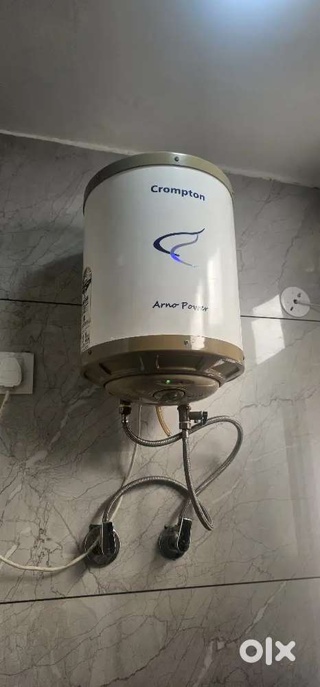 Gyeser Crompton