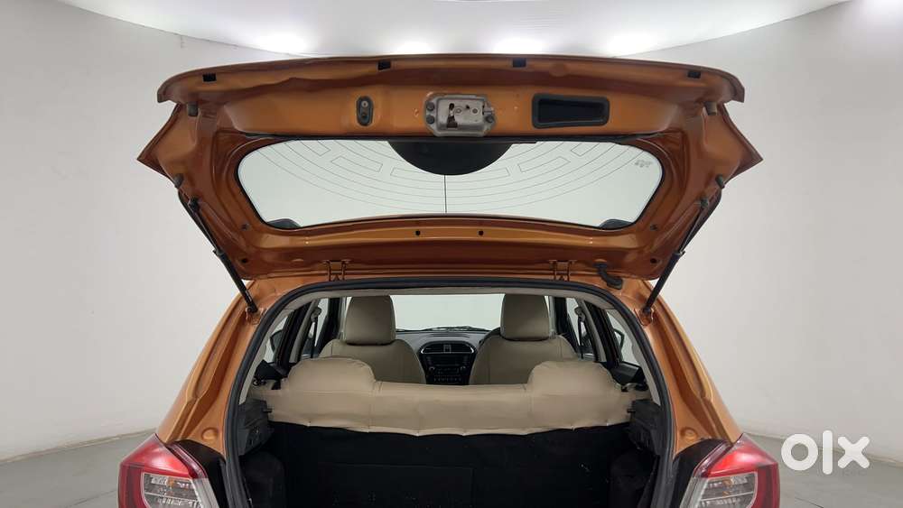 Tata Tiago Xz, 2016, Petrol