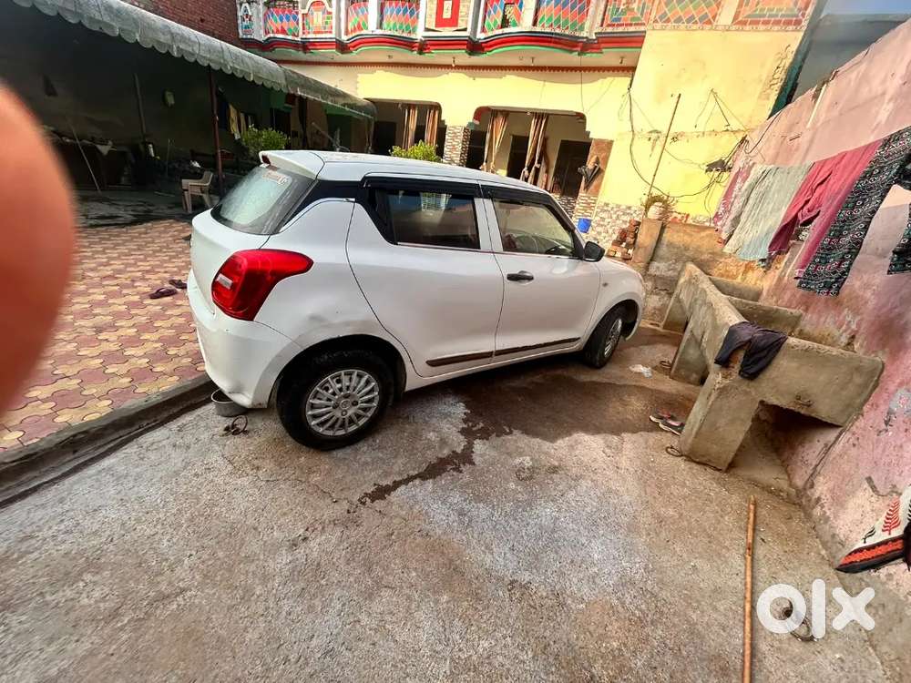 Maruti Suzuki Swift Lxi 2019