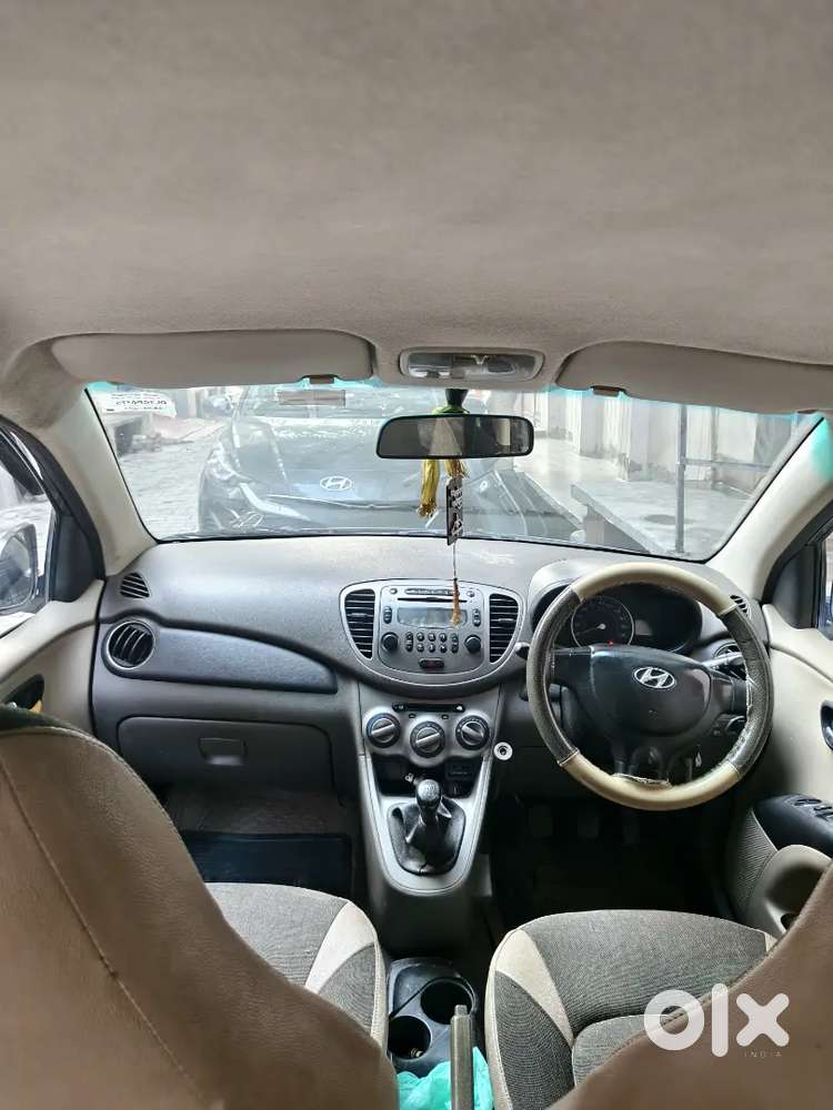 Hyundai I10 Sportz 2012 Automatic Year