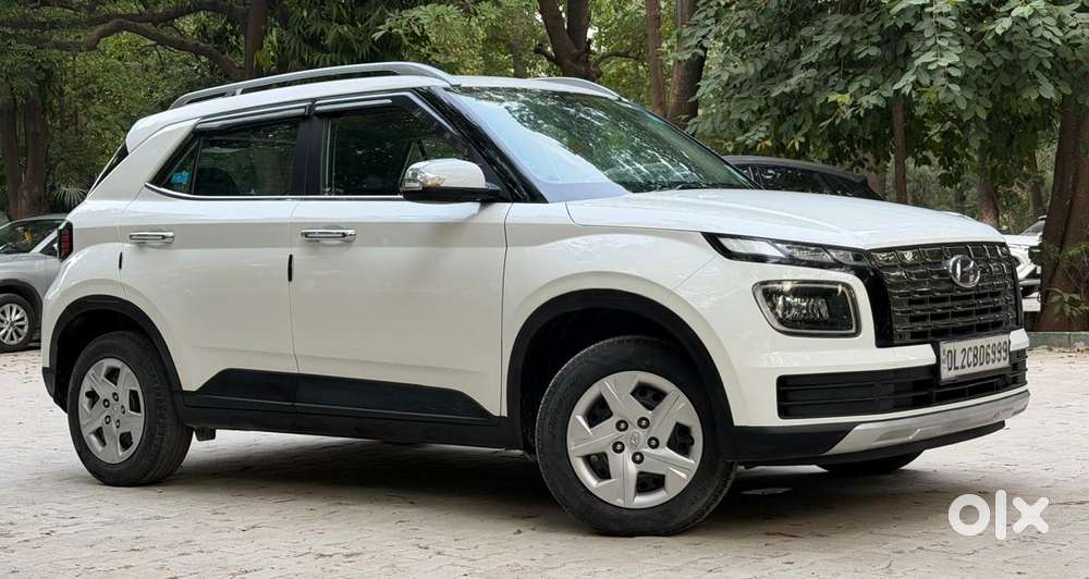 Hyundai Venue 1.2 S (o), 2022, Petrol