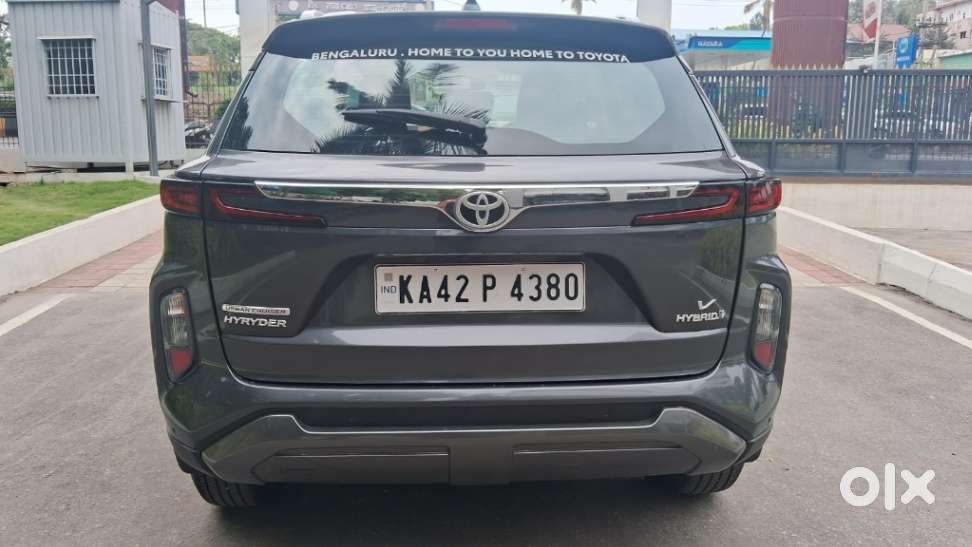 Toyota Urban Cruiser Hyryder 1.5 V Hybrid, 2024, Petrol