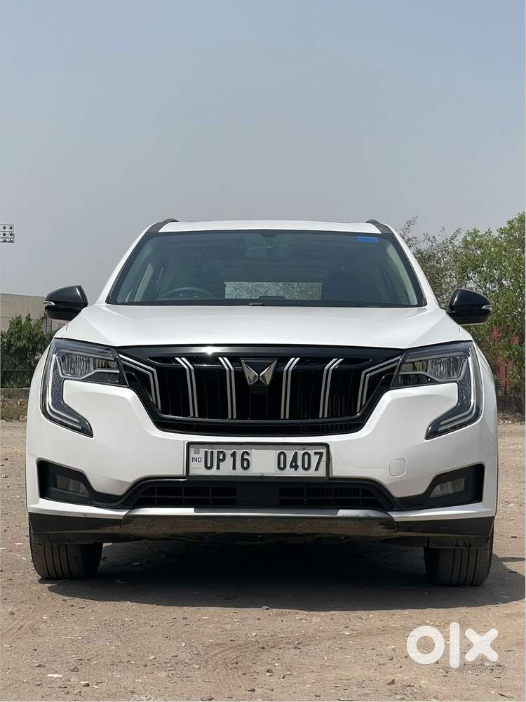 Mahindra Xuv700 2.0 Ax 5 Petrol Mt 7 Str, 2023, Petrol