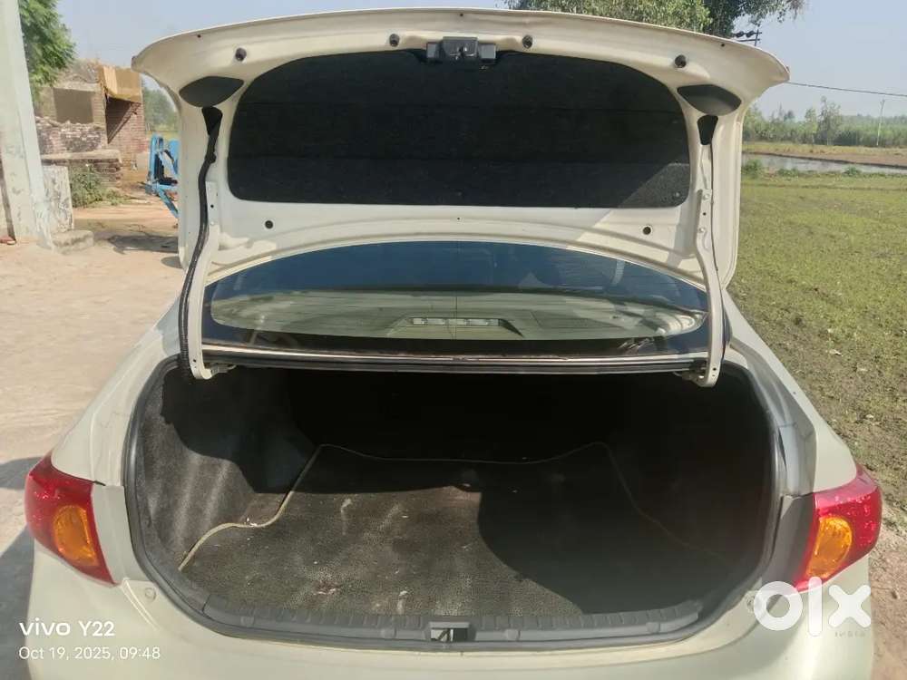 Toyota Corolla Altis 21011 Petrol 58000 Km Driven