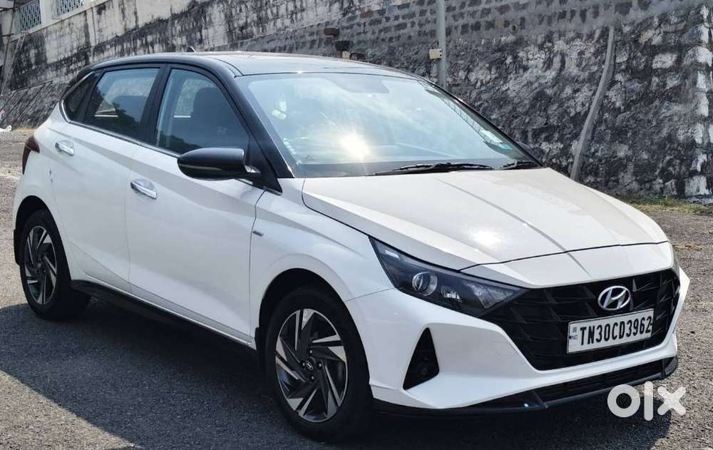 Hyundai New I20 1.2 Asta (o) Ivt, 2023, Petrol
