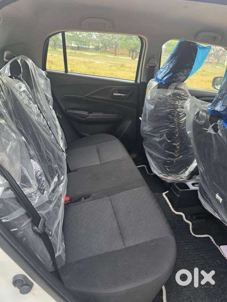 Maruti Suzuki Swift Vxi 1.2 Abs Bs-iv, 2024, Petrol