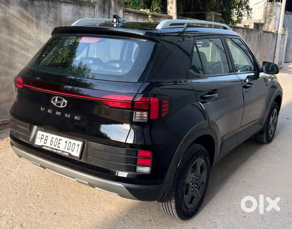 Hyundai Venue, 2024, Petrol