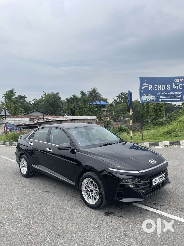 Hyundai Verna 1.5 Mpi Mt Sx (o), 2023, Petrol