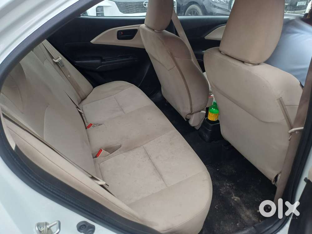 Maruti Suzuki Swift Dzire 1.2 Lxi (o), 2025, Petrol