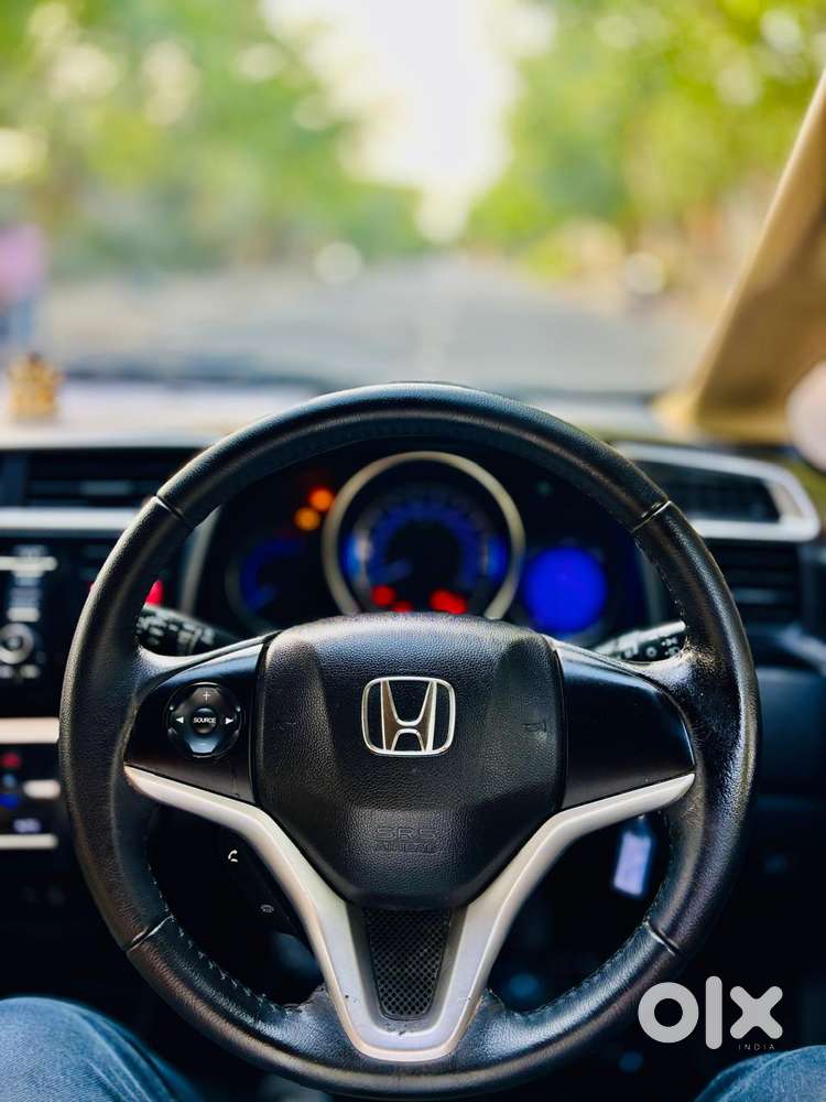 Honda Jazz V Mt Privilege, 2015, Petrol