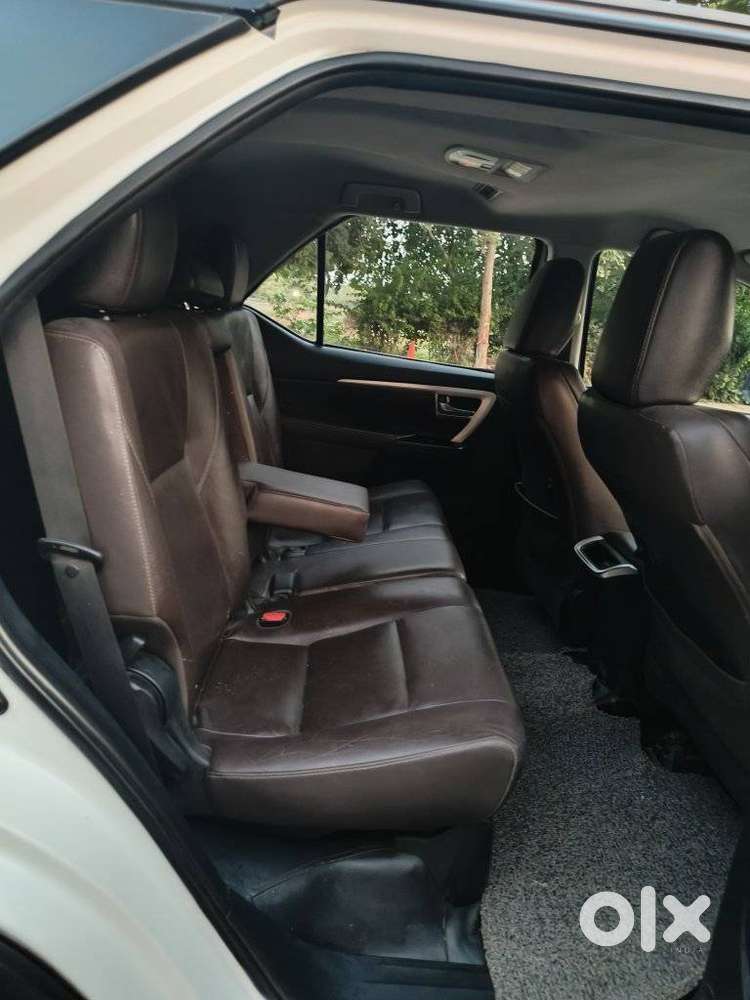 Toyota Fortuner 4x2 At 2.8 Diesel, 2017, Diesel