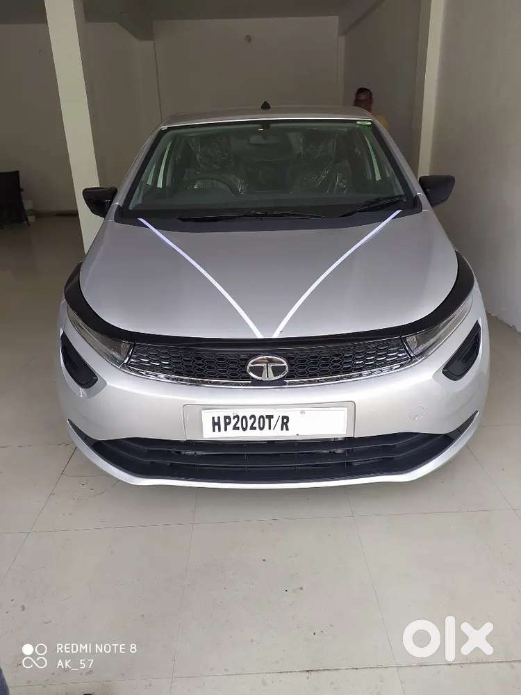 Tata Altroz Xe 2020
