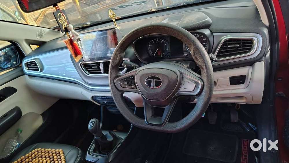 Tata Altroz 1.2 Xm Plus, 2024, Petrol