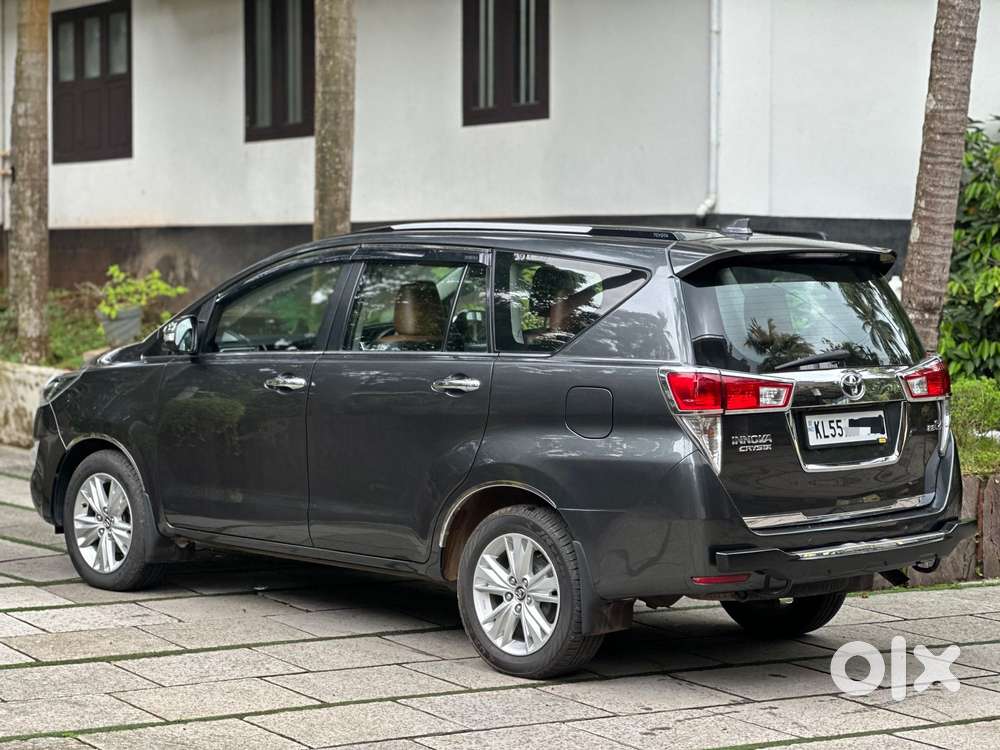 Toyota Innova Crysta 2.8 Zx At, 2016, Diesel