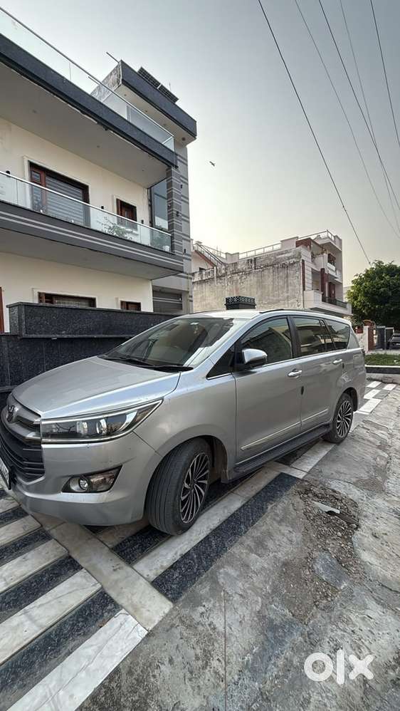 Toyota Innova Crysta 2016 Diesel Manual
