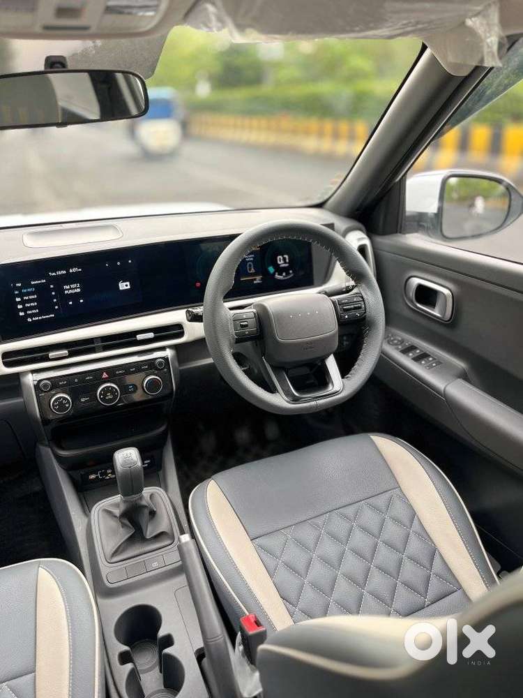 Hyundai Venue 1.5 Crdi At Hx 10, 2025, Petrol