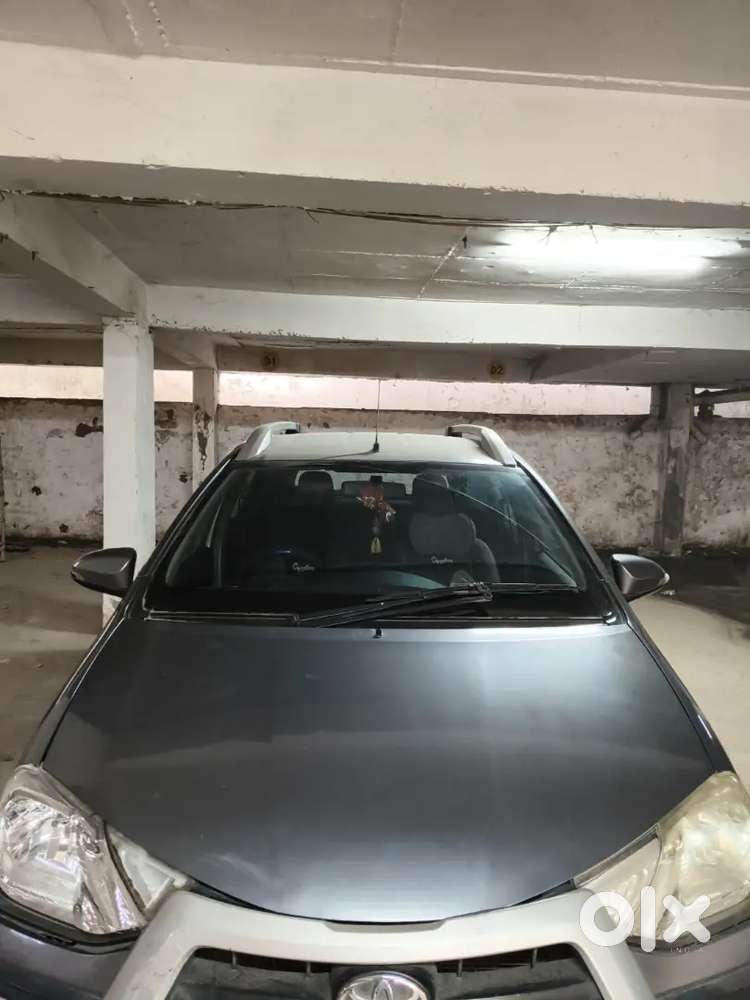 Toyota Etios Cross 2014 Petrol Well Maintained