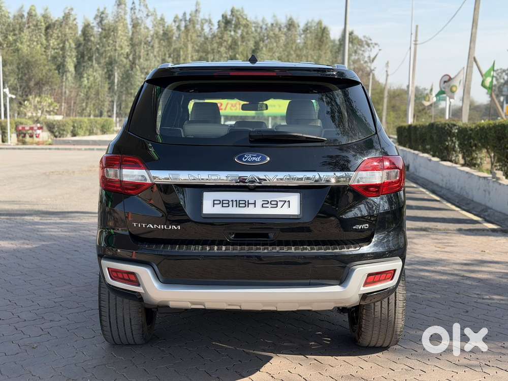 Ford Endeavour Titanium Plus 4x4, 2022, Diesel