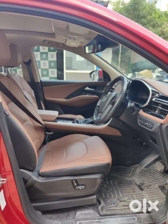 Mg Hector Plus Savvy Pro 1.5 Turbo Petrol Cvt 6 Str, 2023, Petrol