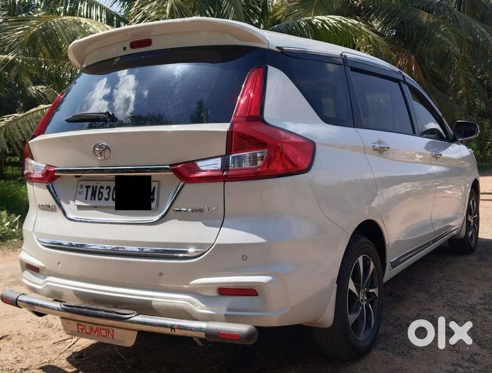 Toyota Rumion V Mt, 2023, Petrol
