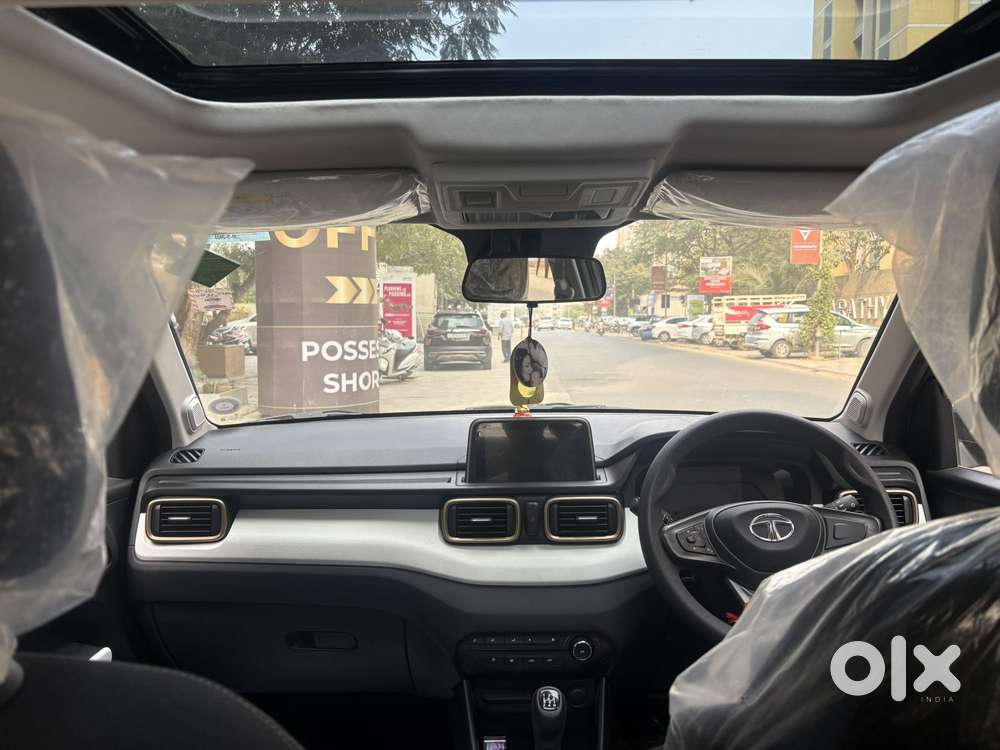 Tata Punch Accomplished  Dazzle S Cng, 2023, Cng & Hybrids