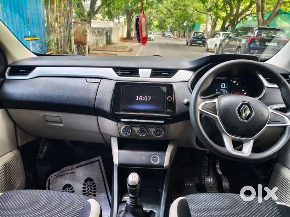 Renault Triber 1.0 Rxz Dual Tone, 2019, Petrol