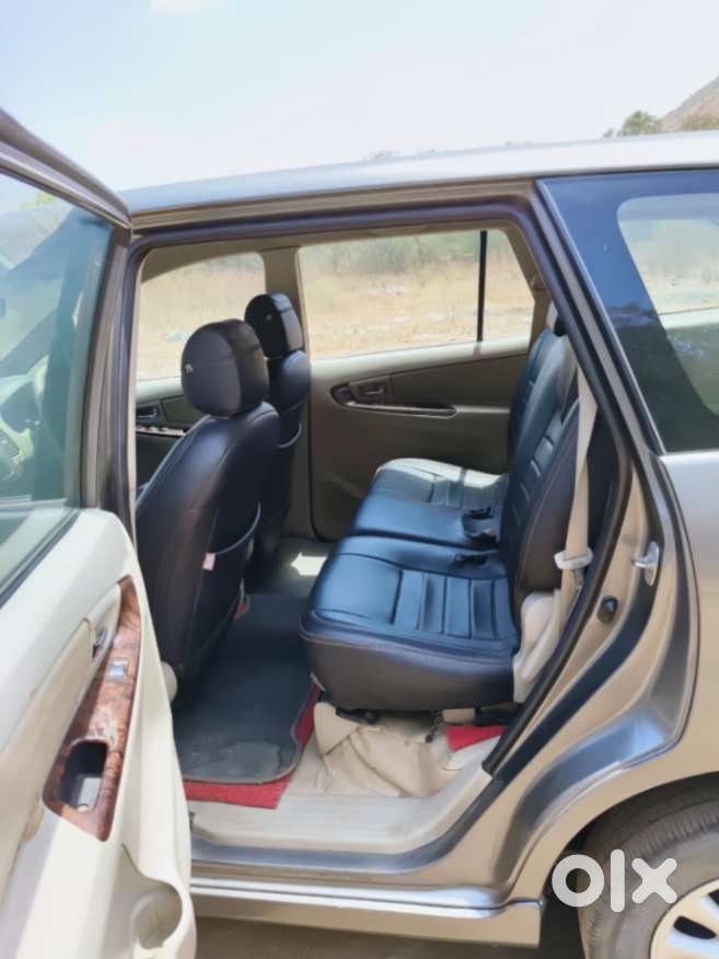 Toyota Innova 2.5 V 7 Str, 2014, Diesel