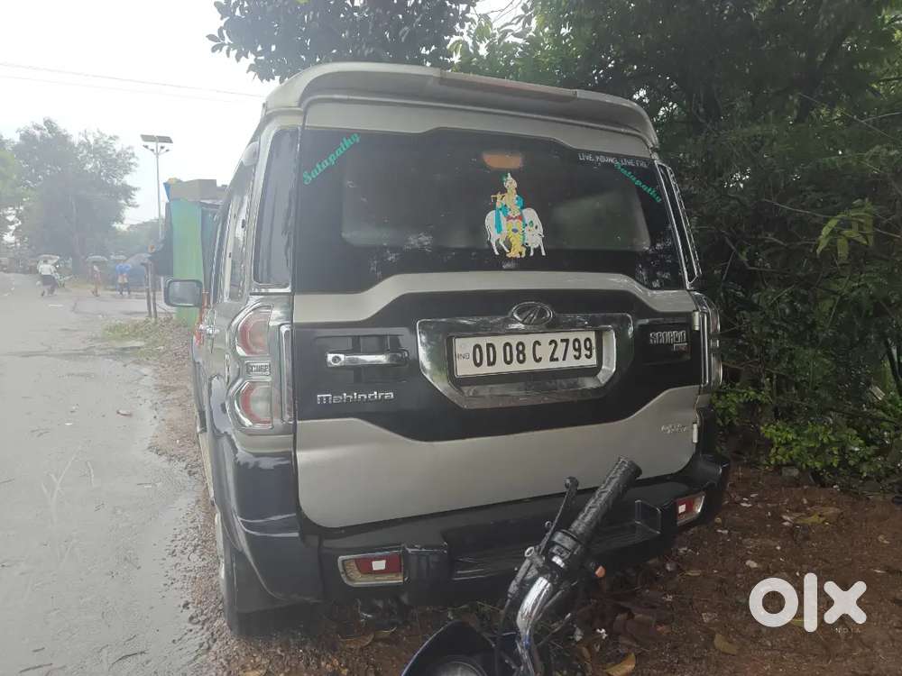 Mahindra Scorpio Diesel 2015 Automatic