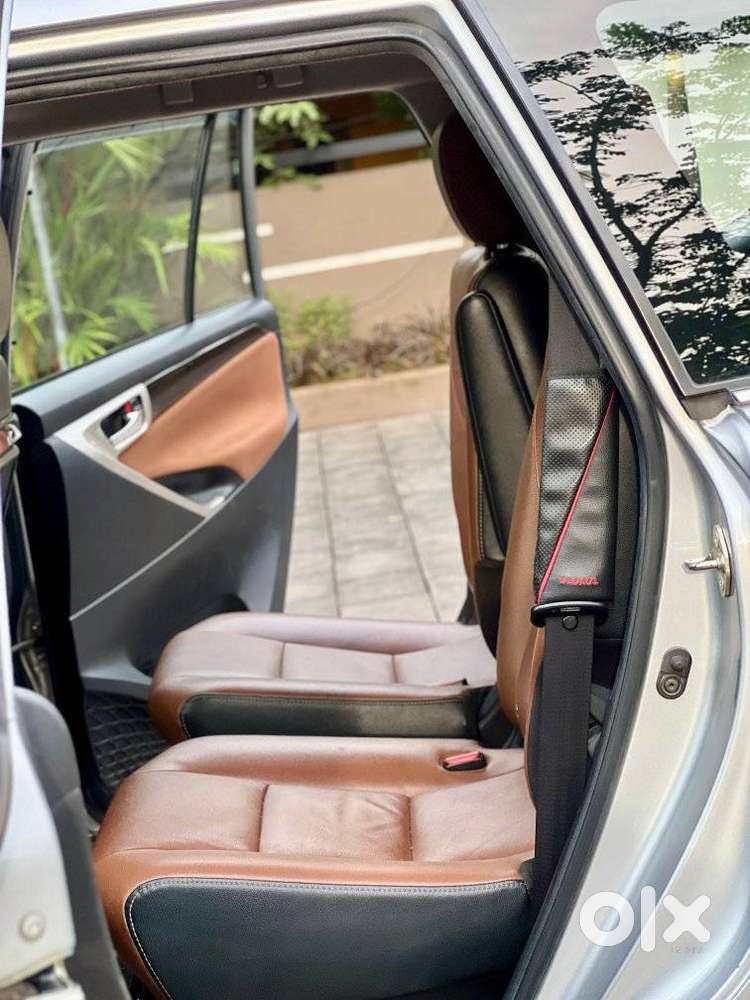 Toyota Innova Crysta 2.8z Automatic, 2019, Diesel