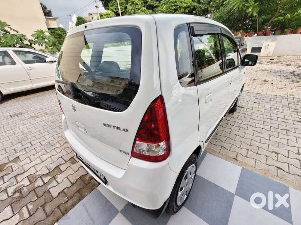 Maruti Suzuki Zen Estilo Vxi Bsiv, 2011, Petrol