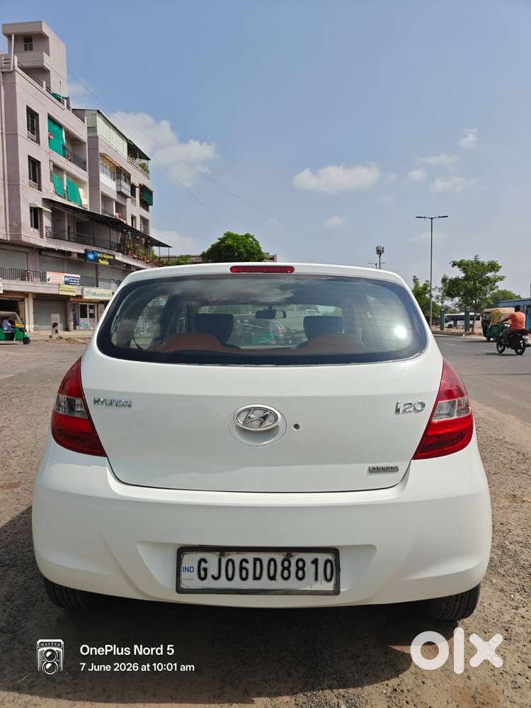 Hyundai I20 Magna 1.2 Mt, 2010, Petrol
