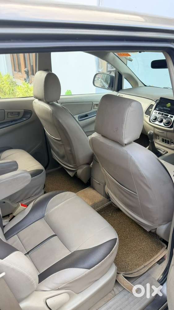 Toyota Innova 2.5 Manual 2013