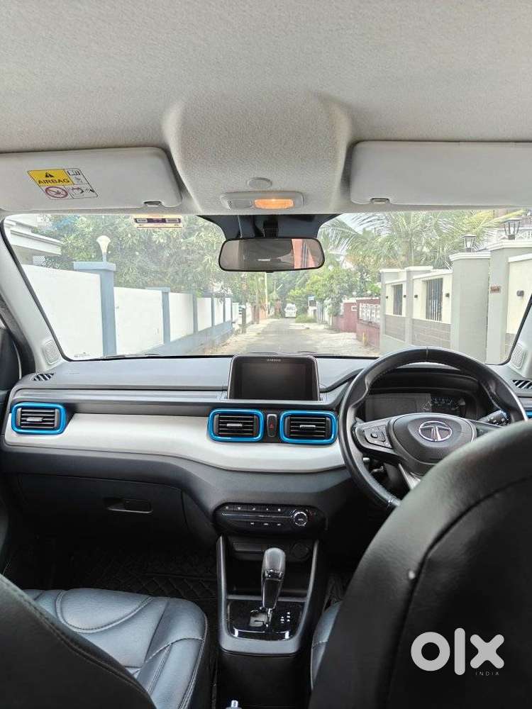 Tata Punch Accomplished Amt, 2022, Petrol