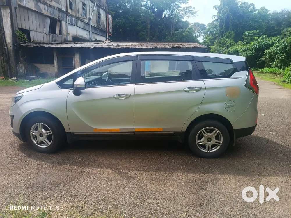 Mahindra Marazzo 2019 Diesel 250000 Km Driven